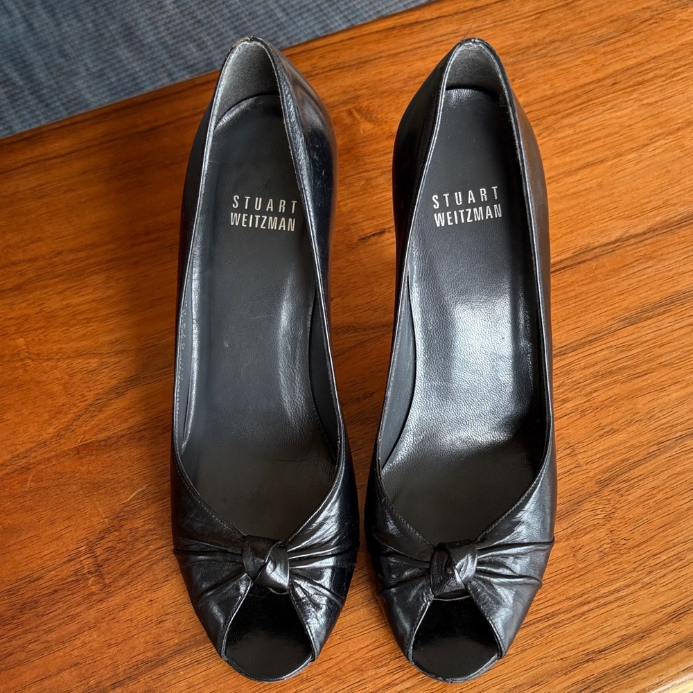 Stuart Weitzman Black Knot Detail Heels